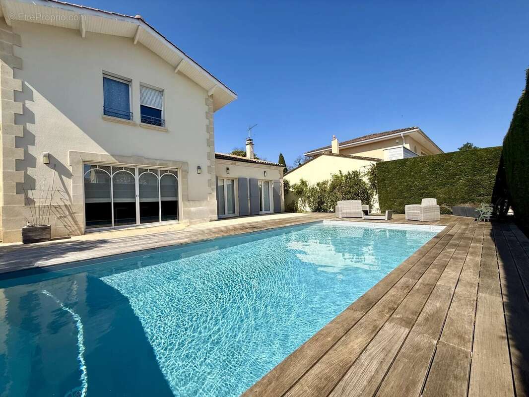 Maison à BORDEAUX