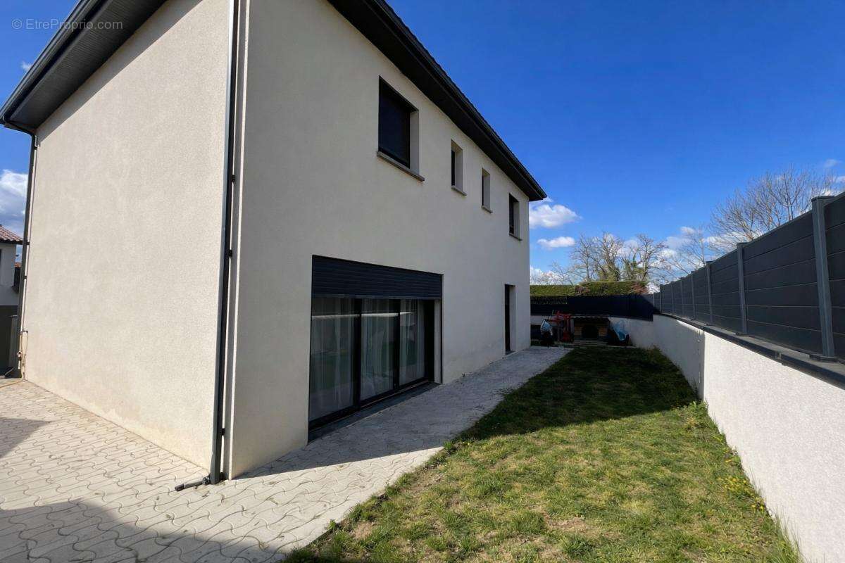 Maison à MARCILLY-D'AZERGUES