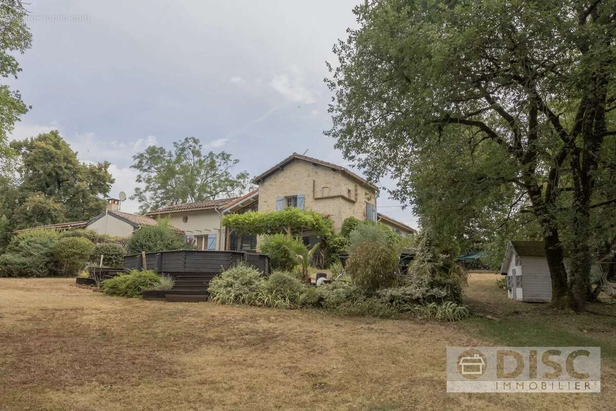 Spacieuse maison en pierre sur les hauteurs de Saint-Antonin-Noble-Val - photo 19