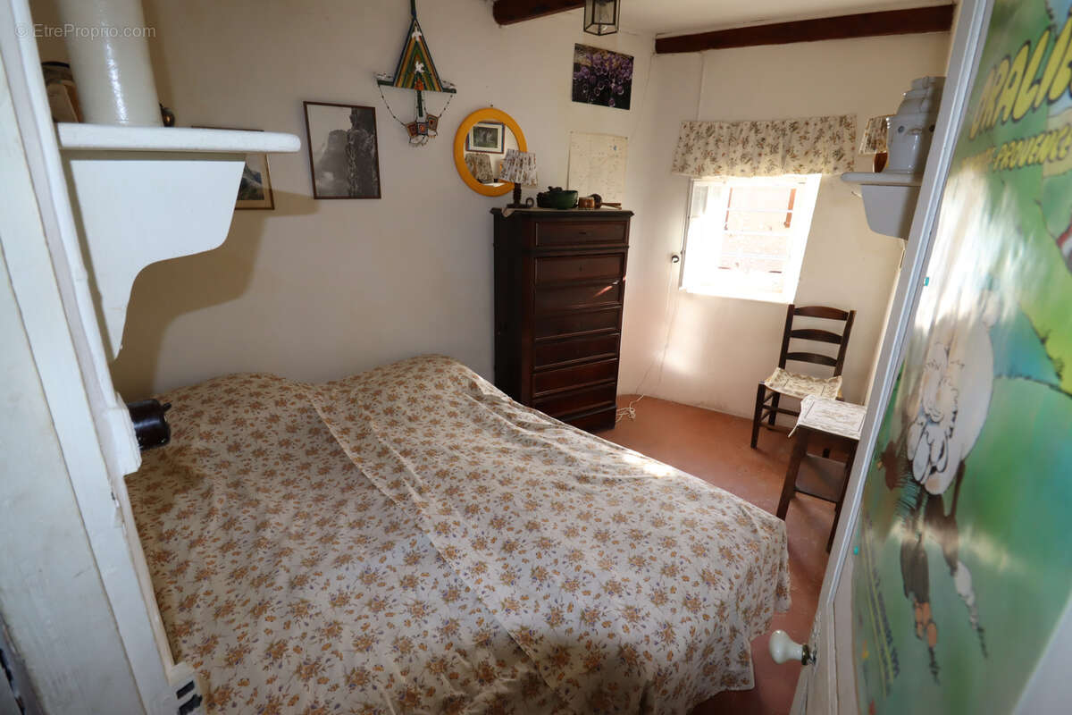 Maison à COLMARS
