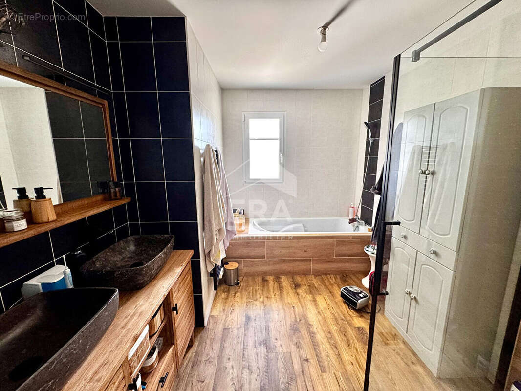 Maison à SAINT-PALAIS-SUR-MER