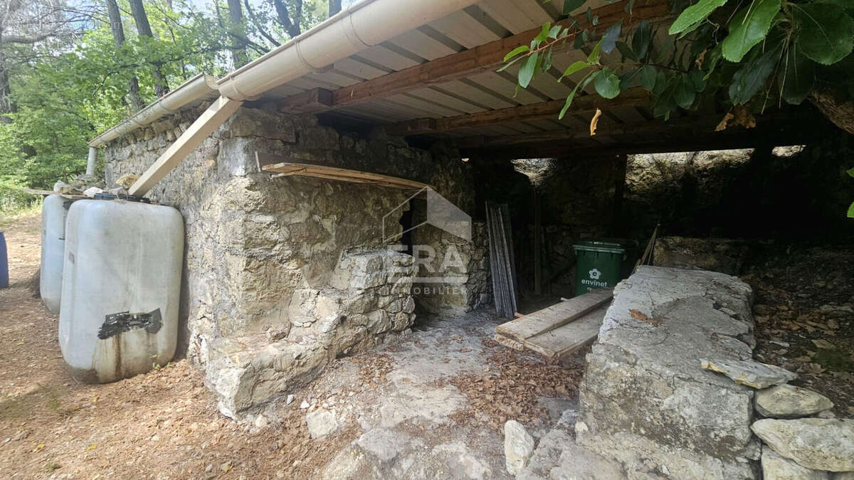 Terrain 2500m² à tourrettes-sur-loup - photo 3