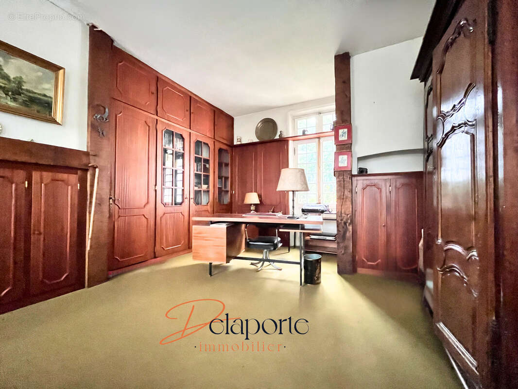 Maison 194 m² à Bernaville  - photo 7