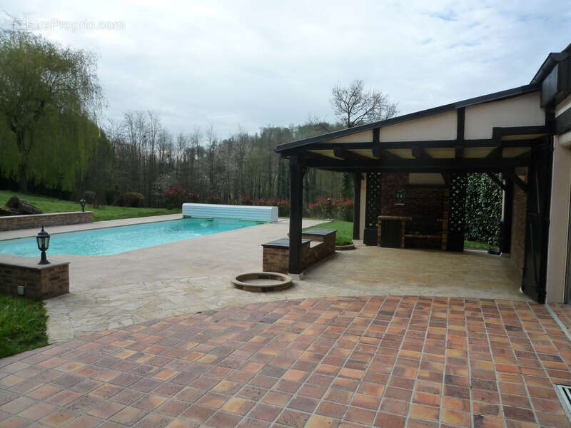 Maison à CHEZY-SUR-MARNE