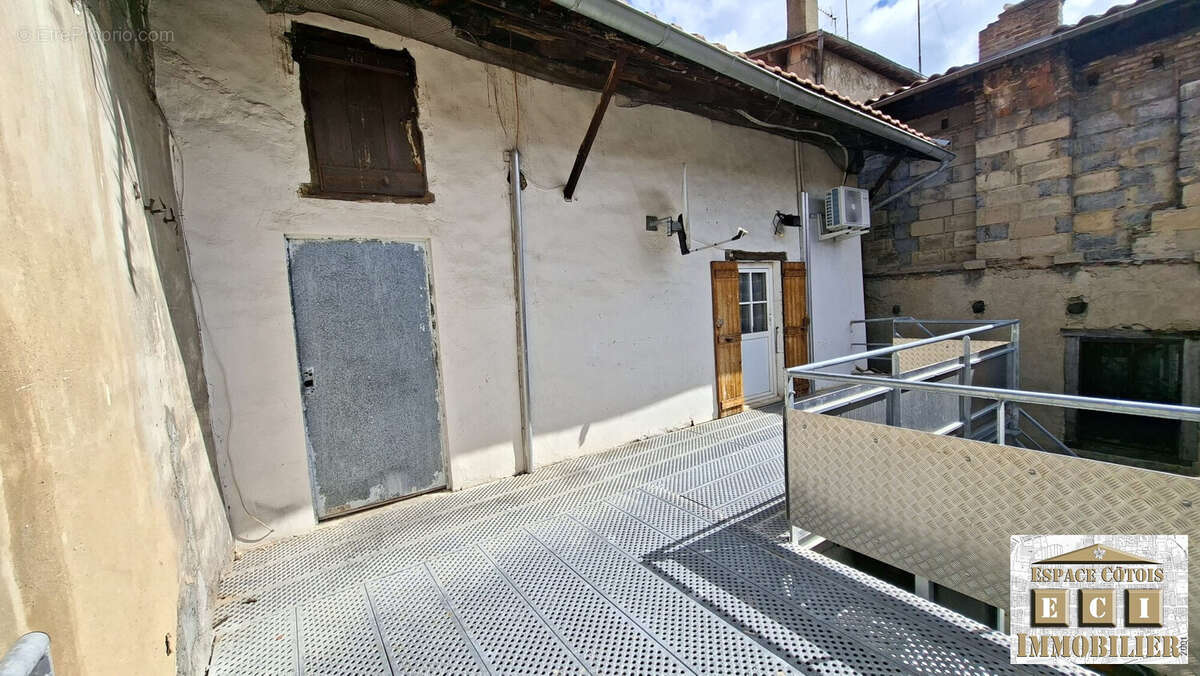 Appartement à LA COTE-SAINT-ANDRE