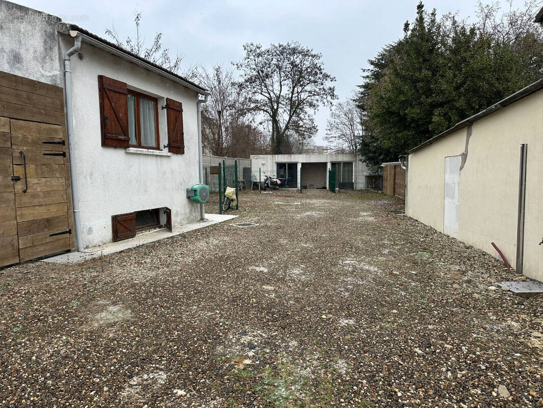 Maison à VILLIERS-SUR-MARNE