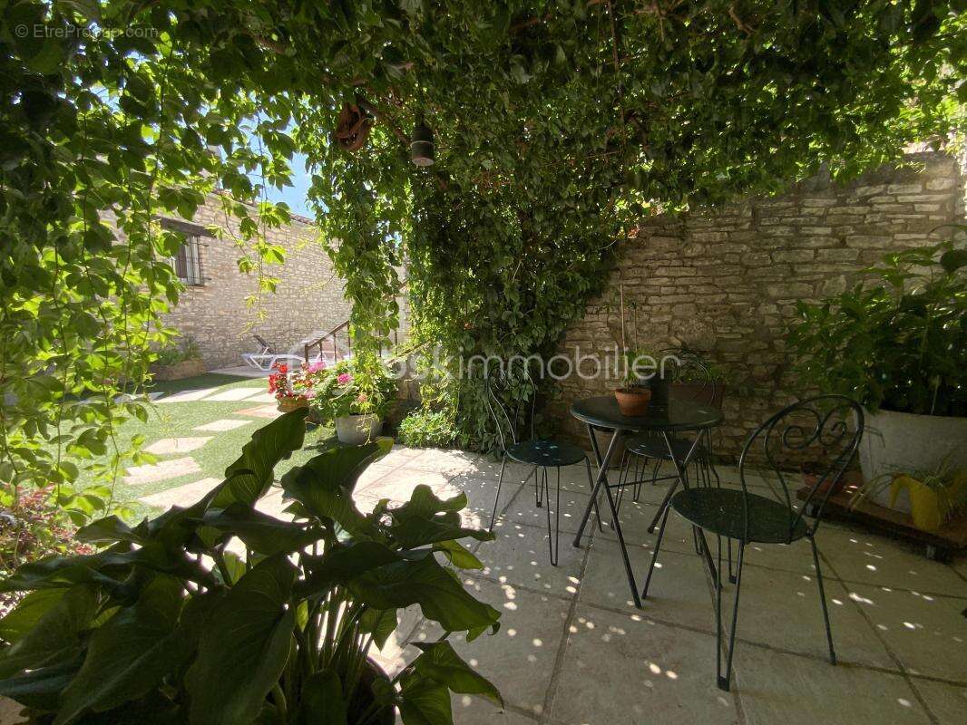 Propriété de caractère aux portes d’Uzès - photo 4
