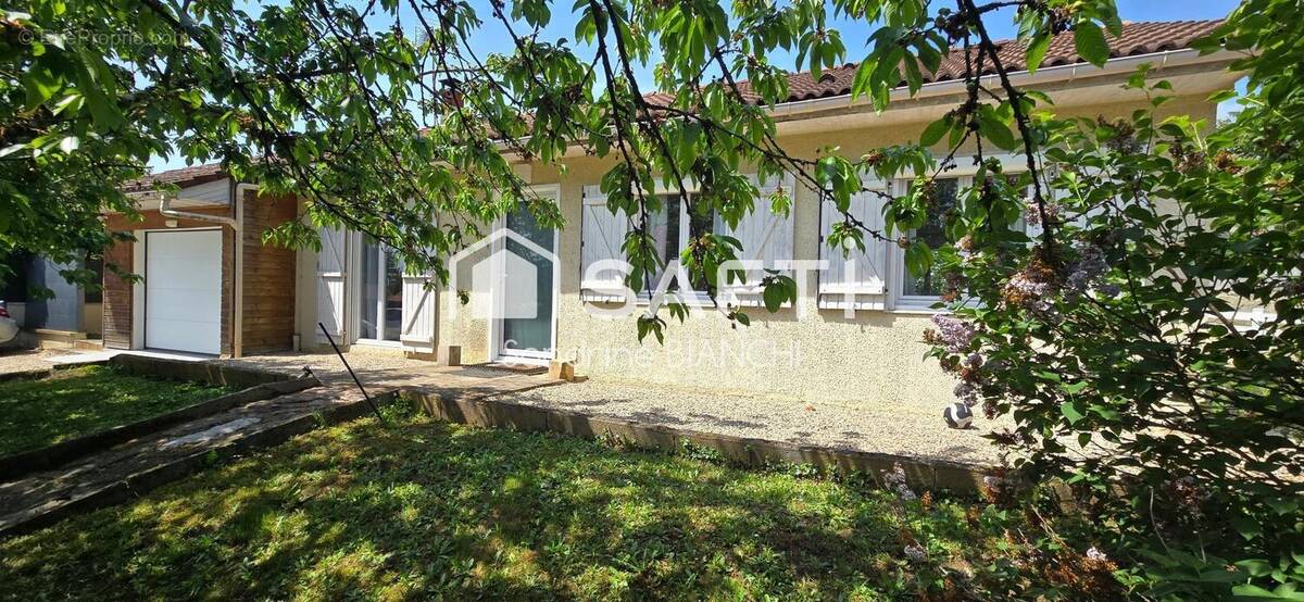 Photo 1 - Maison à CHARVIEU-CHAVAGNEUX