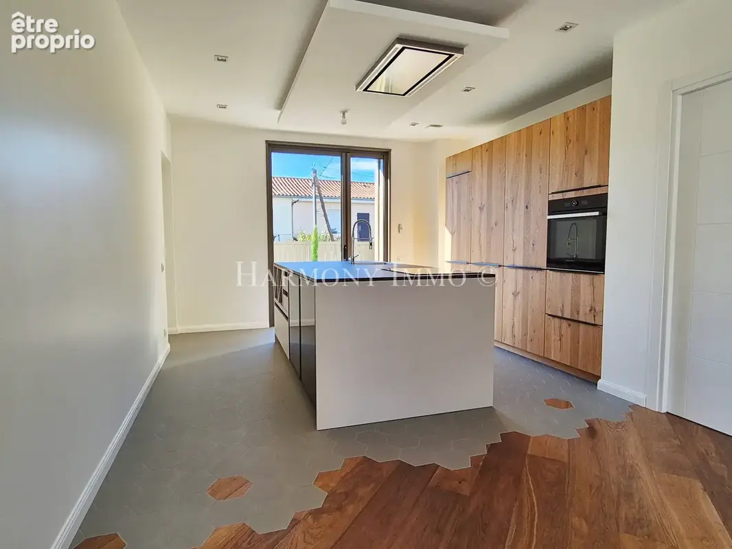 Villa neuve de 167 m2 avec 5 chambres et piscine - photo 9