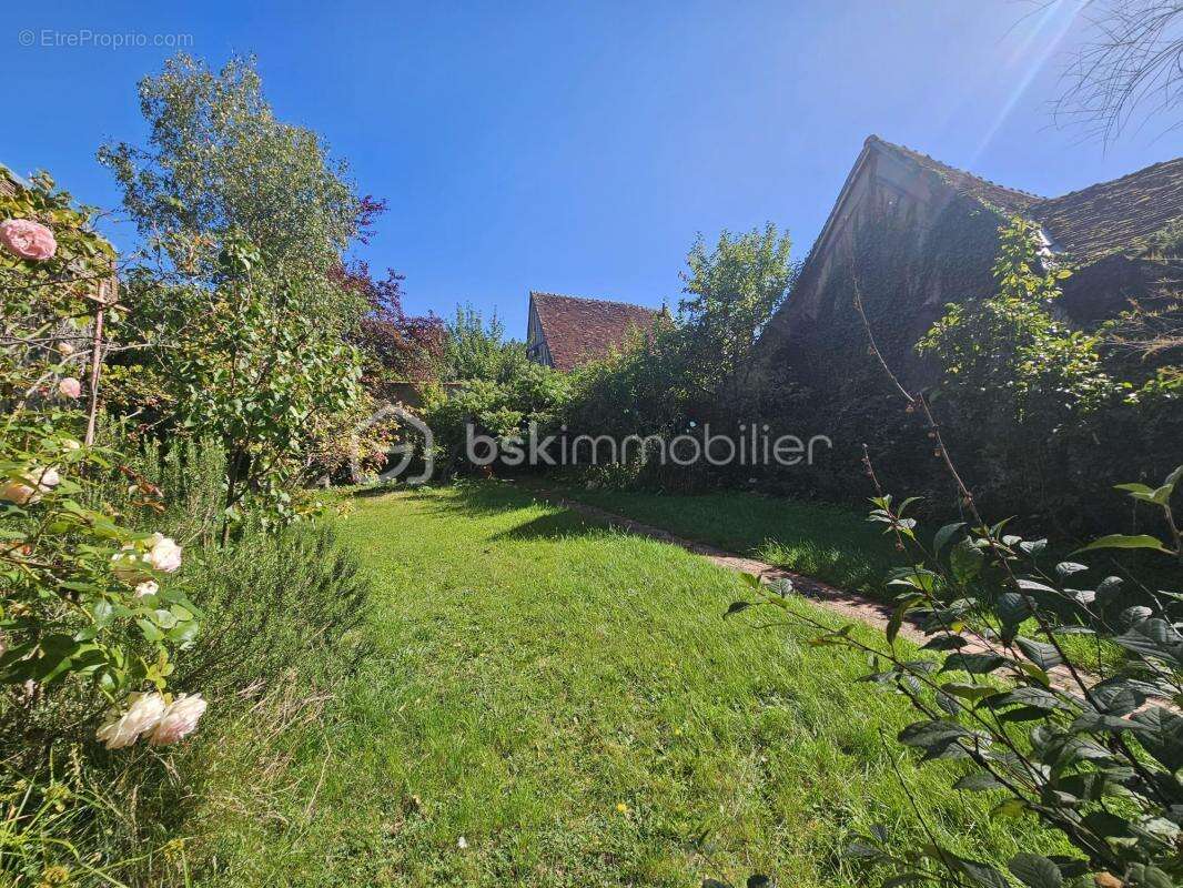 Maison à SAINT-GONDON