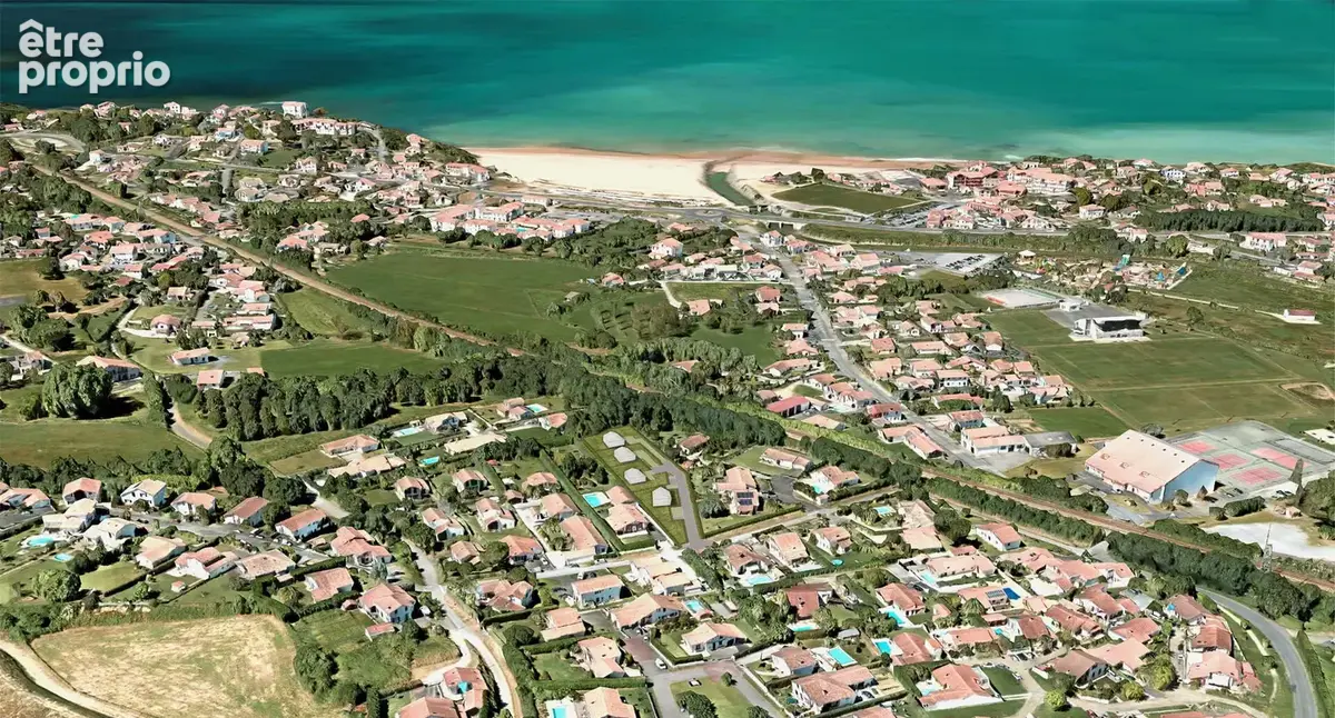 Photo Terrain à Bidart au prix de 460 000€