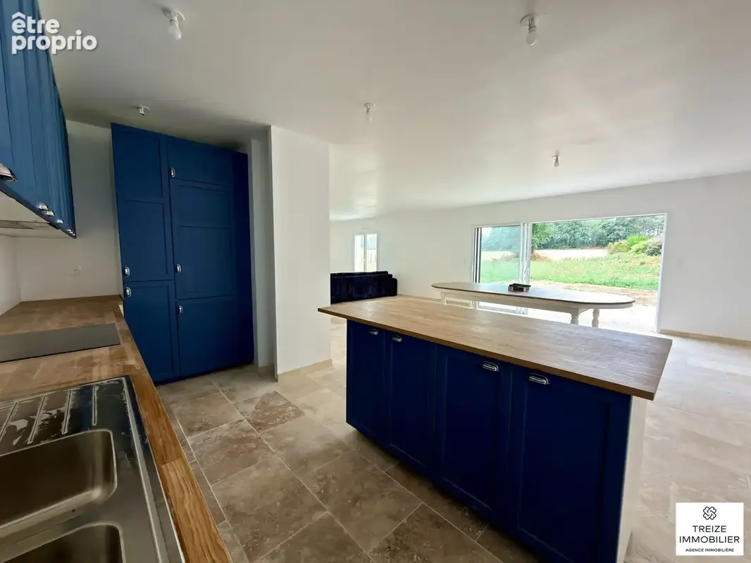 Maison 183 m² à Saint-Nolff  - photo 7