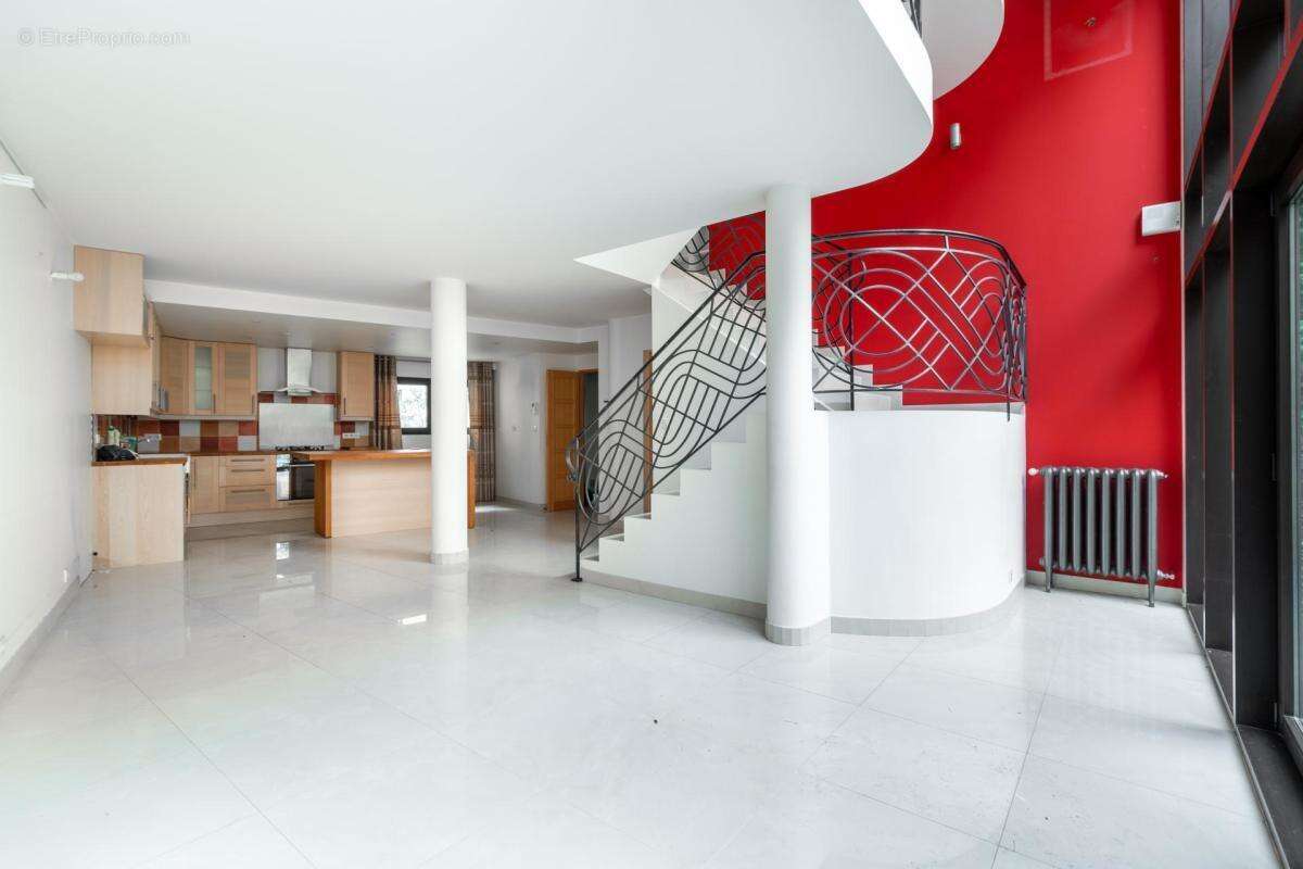 Paris 19ème - avenue de flandre / riquet / crimée - exceptionnelle maison contemporaine 185m2 - jardin - terrasse - cour privée - photo 2