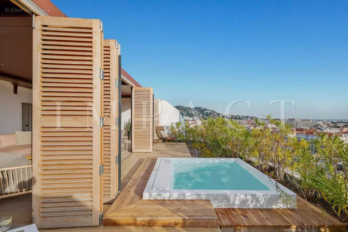 Appartement à CANNES