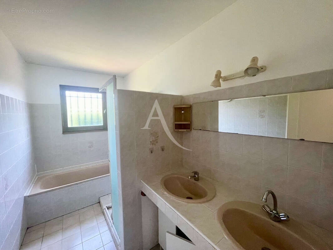 Maison à L'ISLE-JOURDAIN