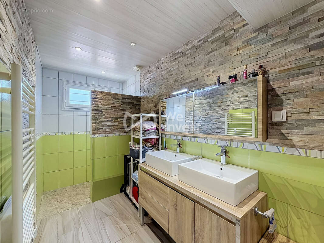 Maison 101 m² à Talencieux  - photo 9