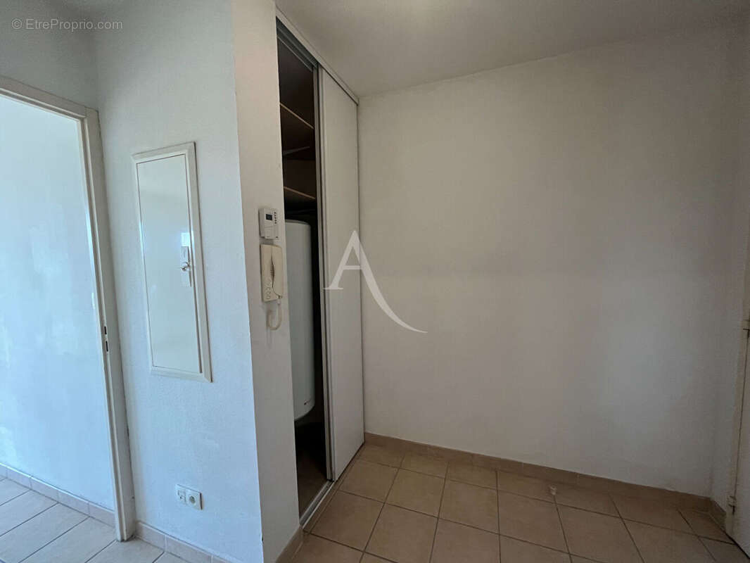 Appartement à LEZIGNAN-CORBIERES