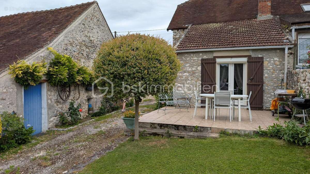 Maison à JOUY-SUR-MORIN