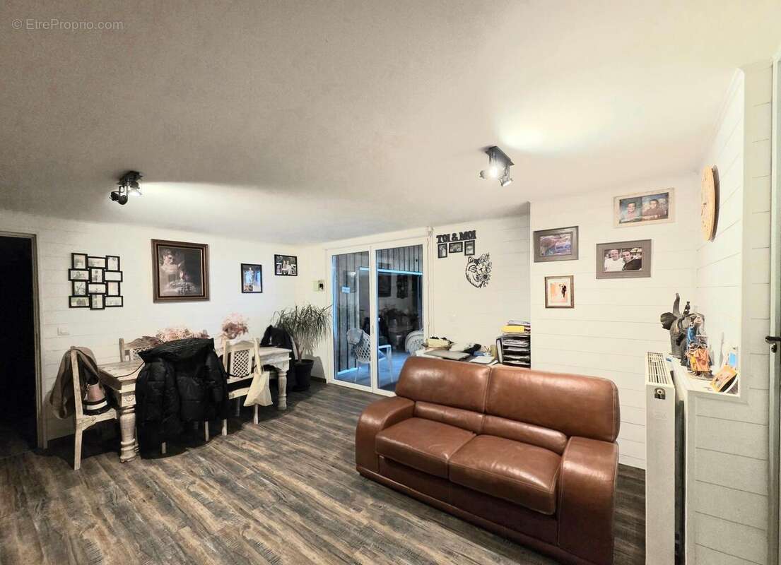 Photo 8 - Maison à REIGNAC