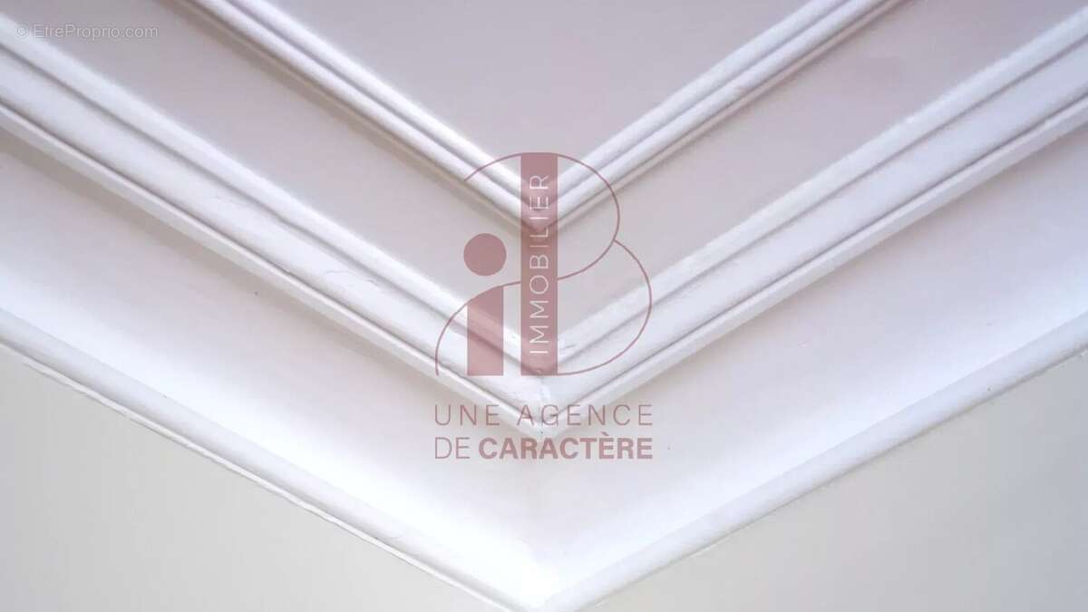 Maison à FONTAINEBLEAU