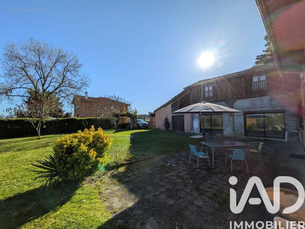 Photo 1 - Maison à POUYASTRUC