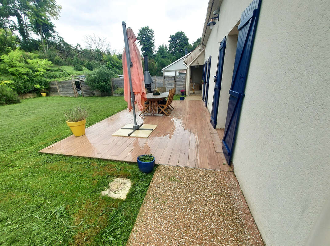 Maison à NESLES-LA-VALLEE