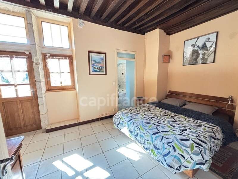 Maison à CUISERY