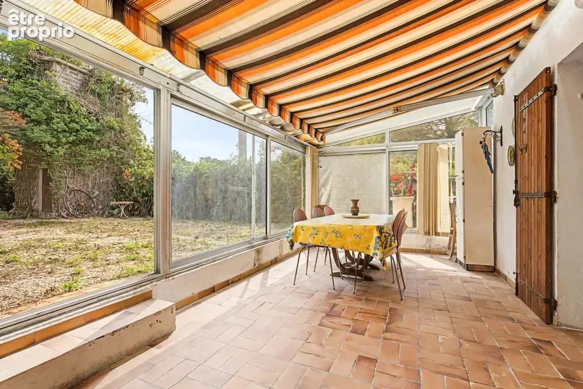 Maison de 10 pièces de 171 m² à Arles - photo 16