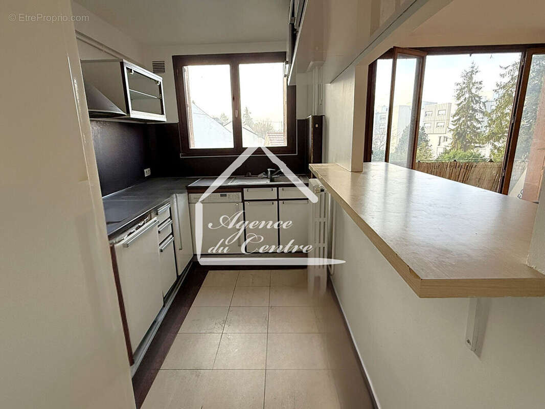 Appartement à L'HAY-LES-ROSES