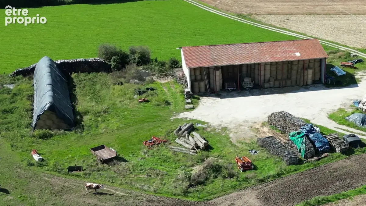 Batiments agricoles avec terrain - photo 7