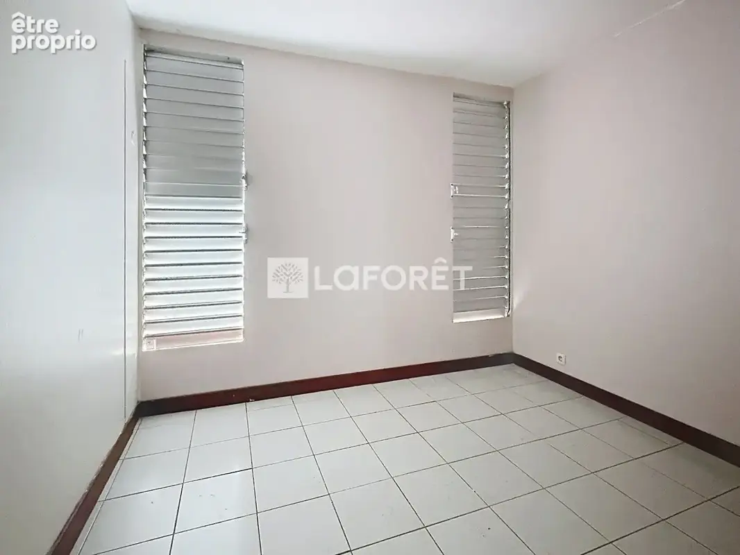 Appartement Pointe A Pitre 3 pièces 65 m2 Vue dégagée - photo 6