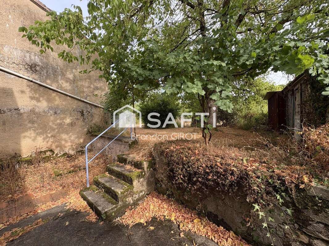 Maison 142 m² à Moussac  - photo 7