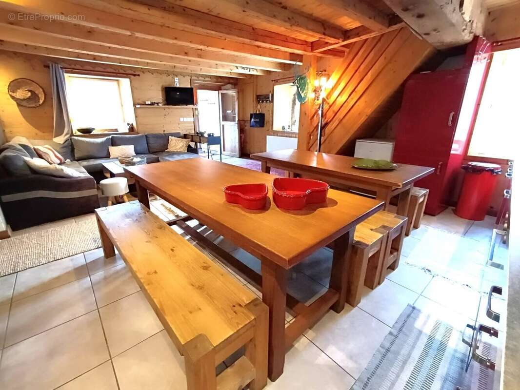 Appartement à MEAUDRE