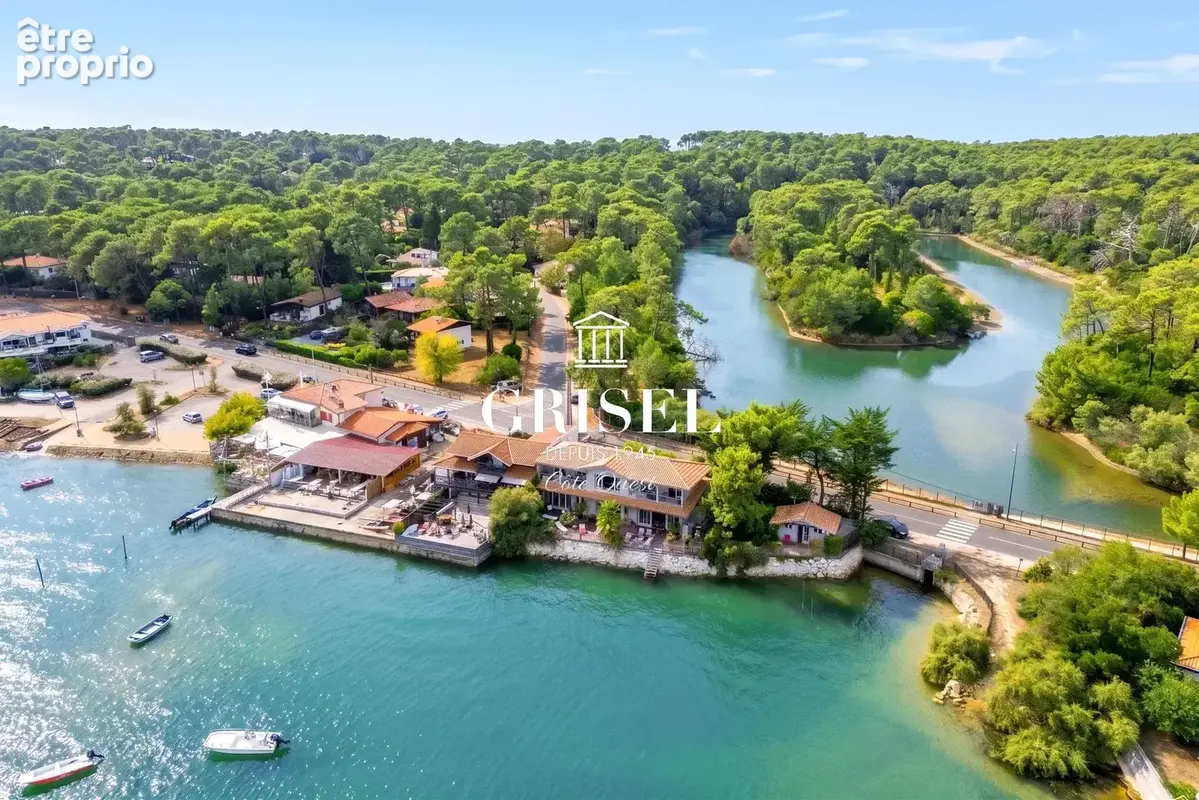 À Vendre  Maison d'Exception avec Vue Panoramique sur le Bassin d'Arcachon - photo 16