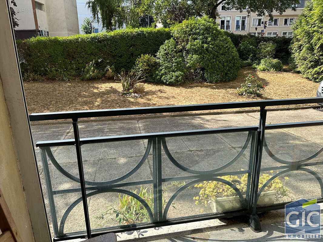 Rive droite 3pp avec balcon - photo 14