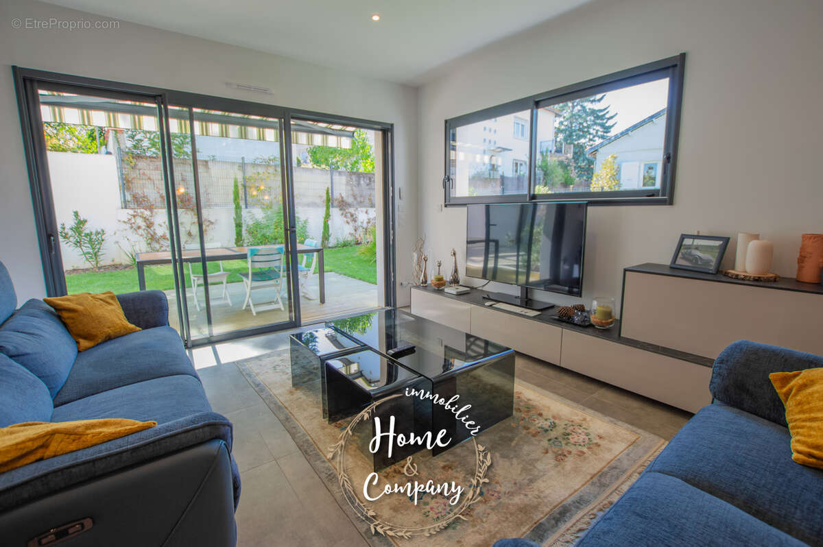 Maison à VAUX-SUR-MER