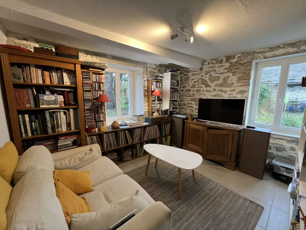 Maison à COSNE-COURS-SUR-LOIRE