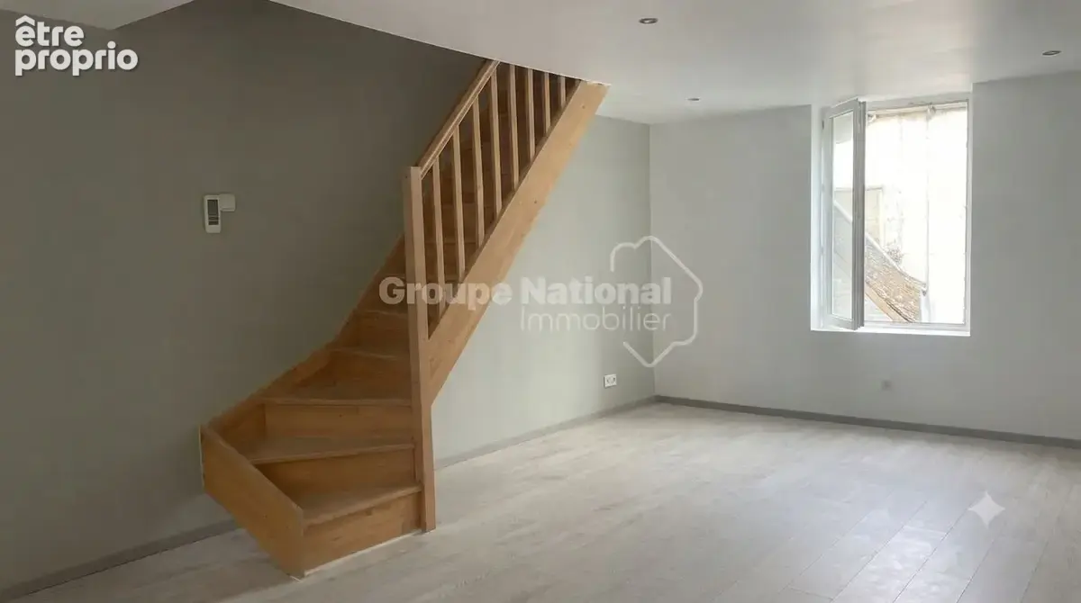Manthelan - Maison 3 pièces - Travaux à prévoir - photo 2