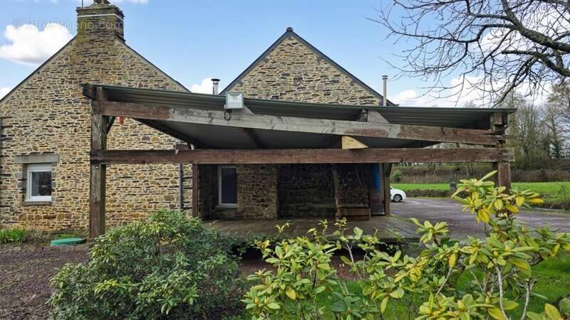 Maison à PLELAN-LE-GRAND