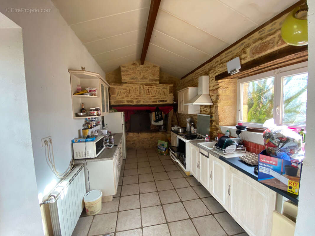 Maison à PUY-L&#039;EVEQUE