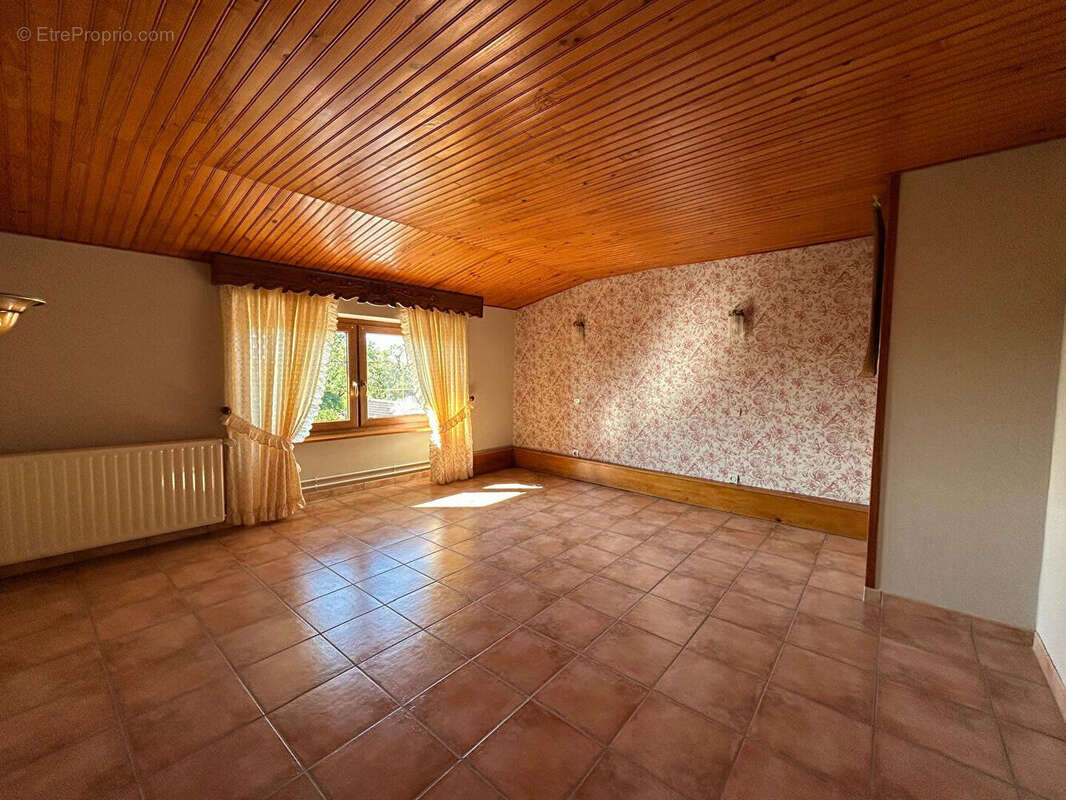 Maison à JESONVILLE