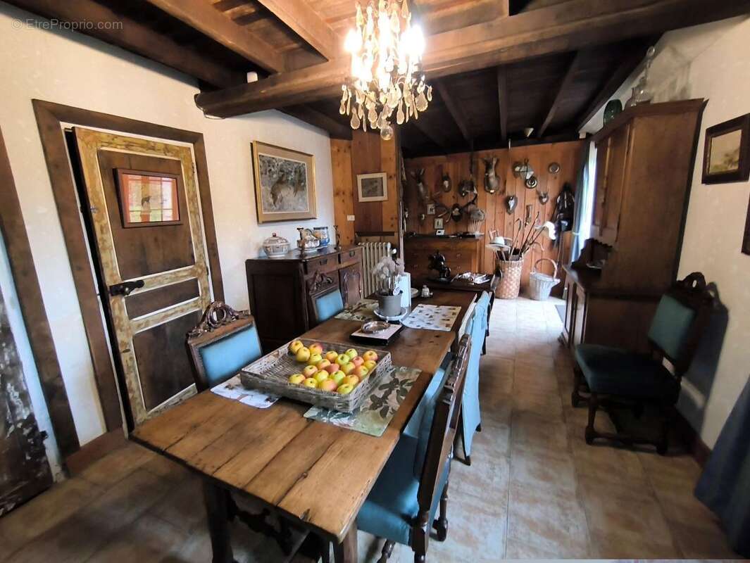 Maison 158 m² à Lonlay-L'abbaye  - photo 4
