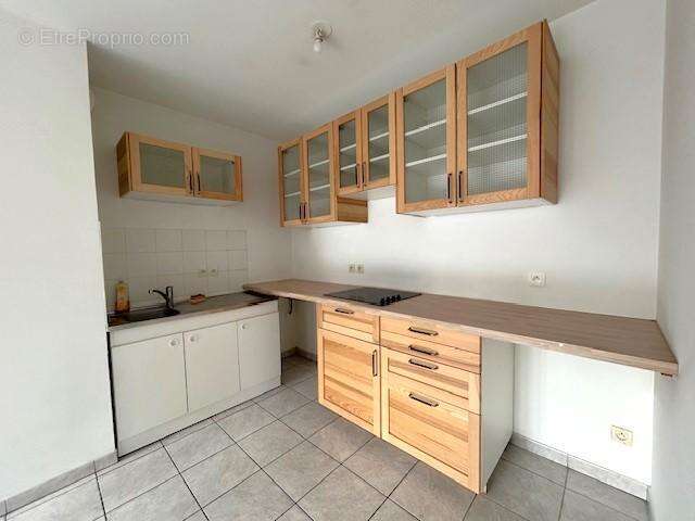   - Appartement à VILLEURBANNE