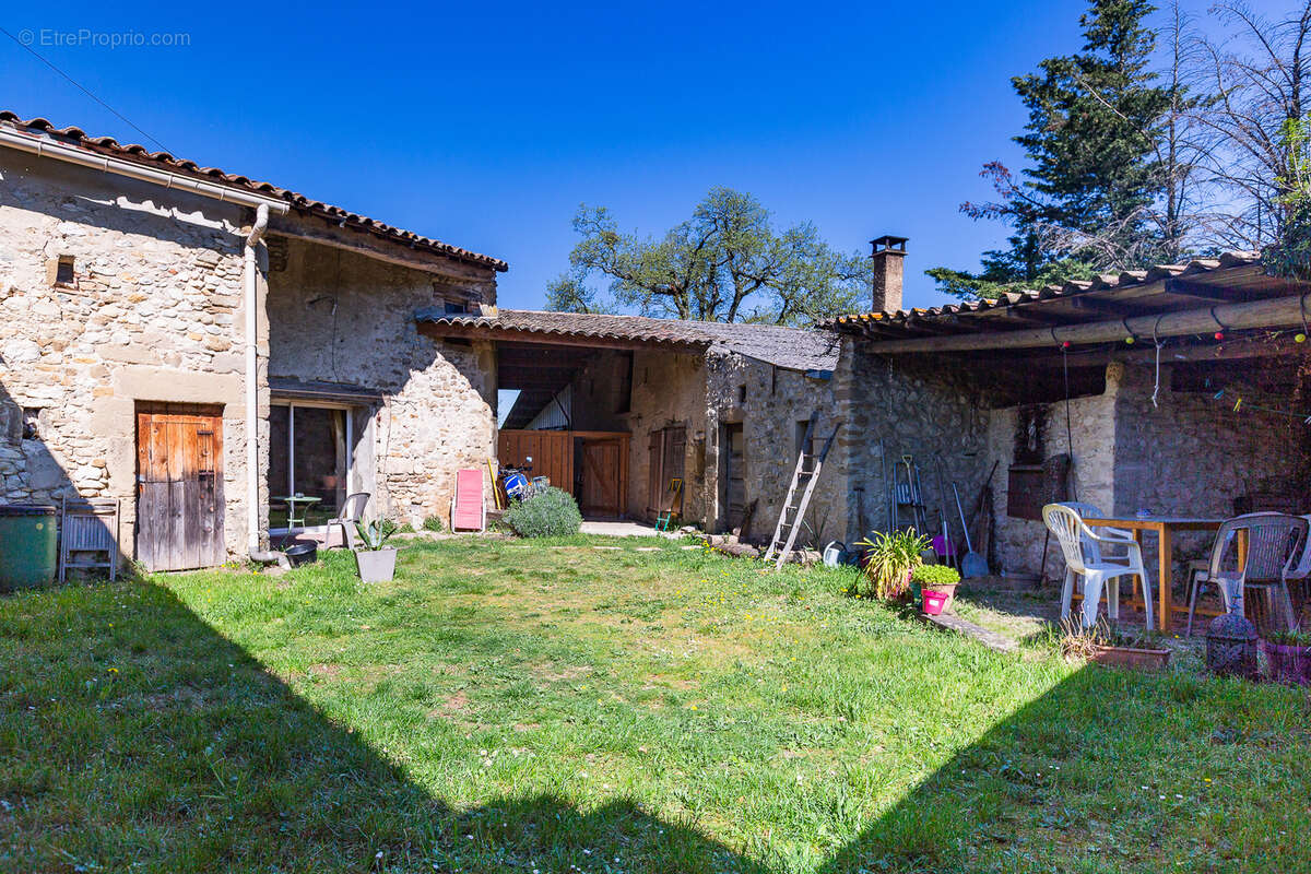 Appartement à MONTVENDRE