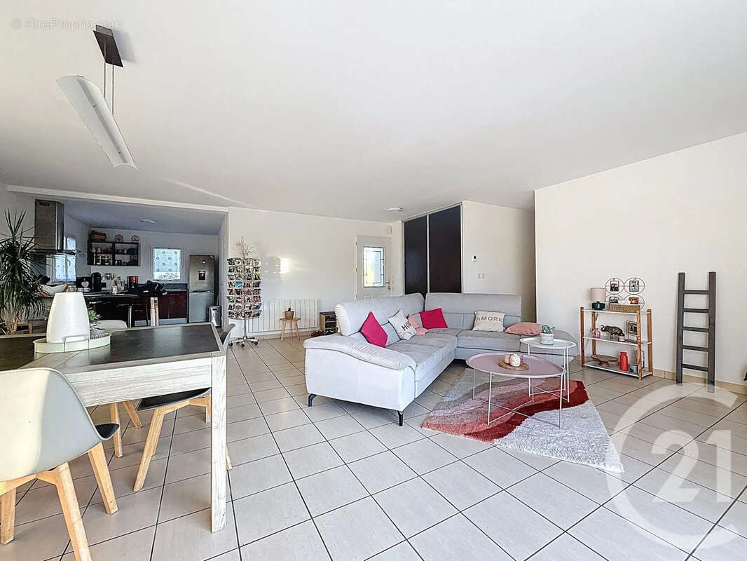 Maison 107 m² à Lannion  - photo 4