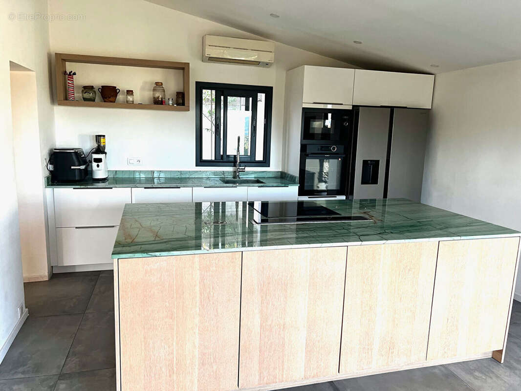 Maison à MARSEILLE-11E