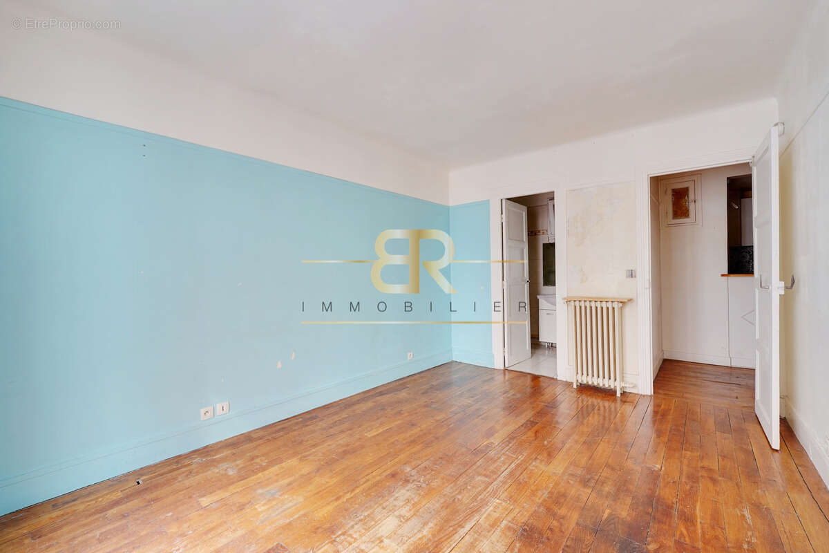 Appartement à PARIS-9E