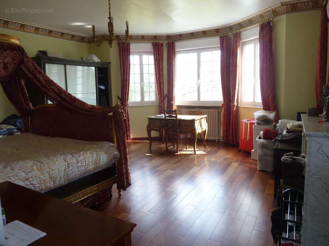 Maison 450 m² à Busigny  - photo 8