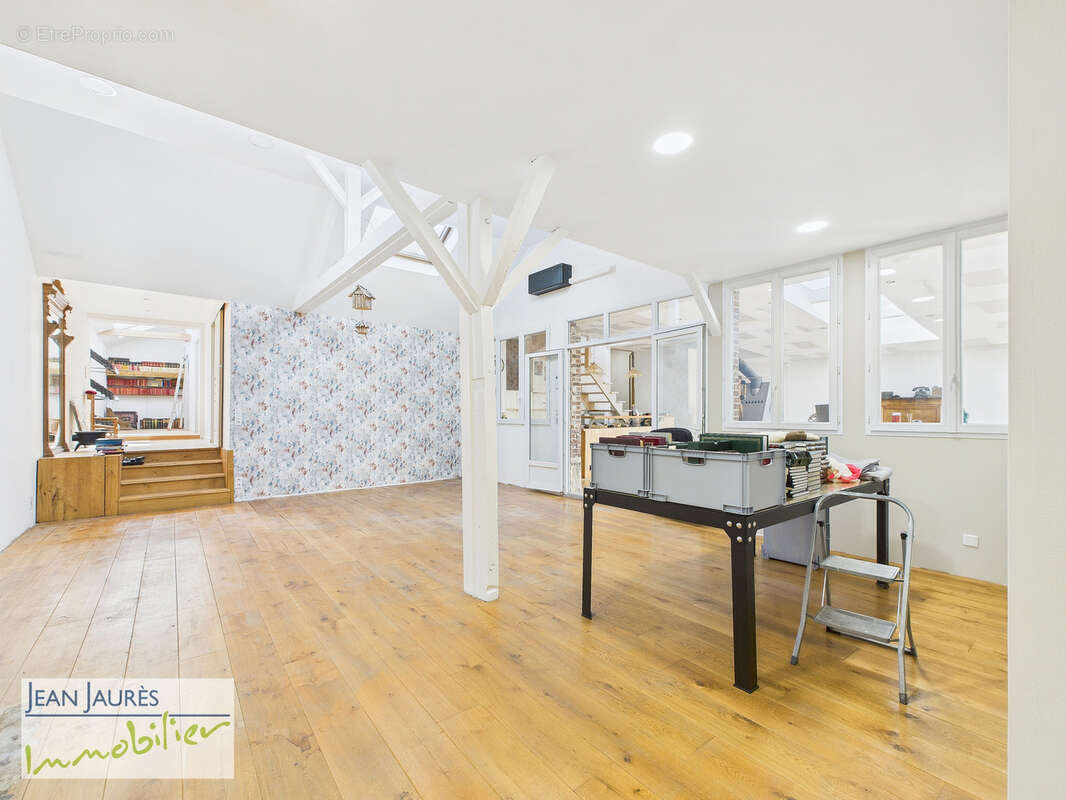 Maison à SAINTE-SAVINE