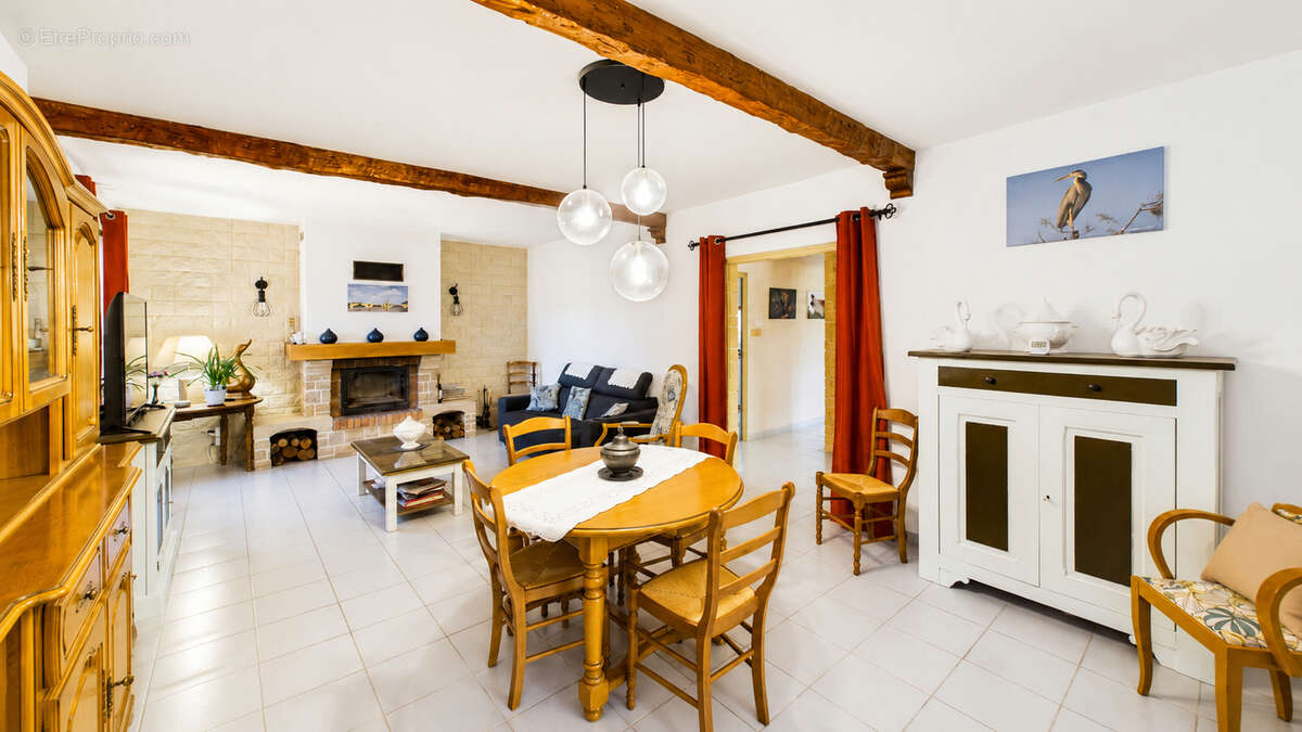 Maison à SAUVETERRE